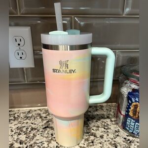 Stanley 40 oz tumbler